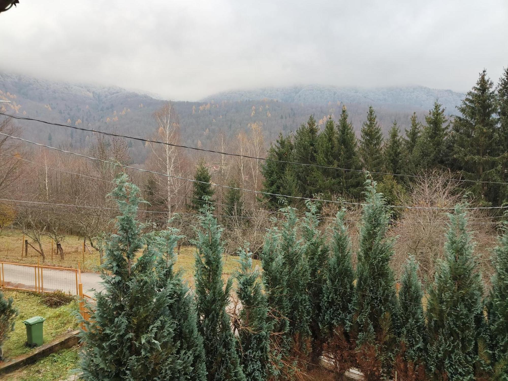 Casa Dintre Meri Poiana Mărului Esterno foto
