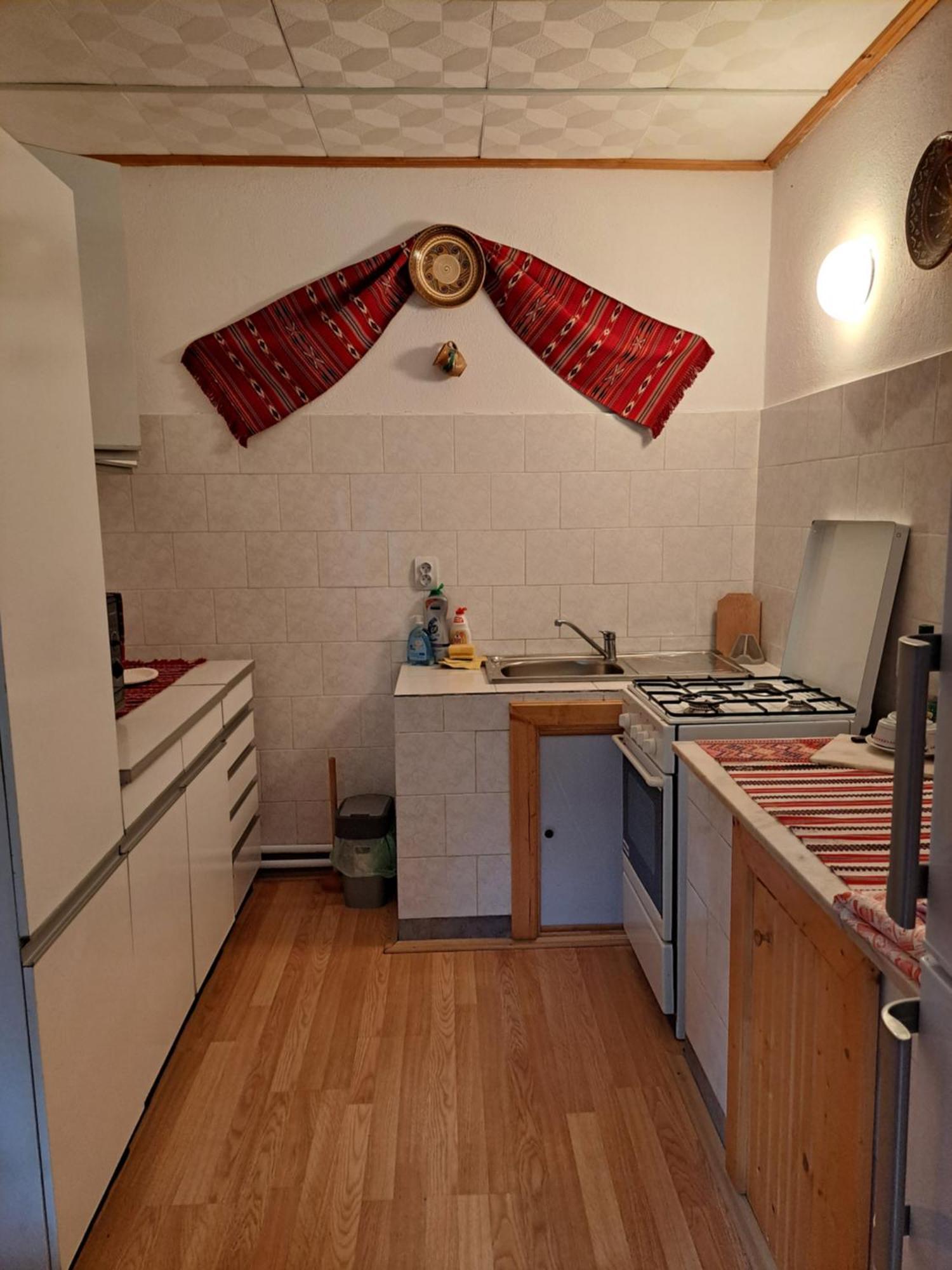 Casa Dintre Meri Poiana Mărului Esterno foto